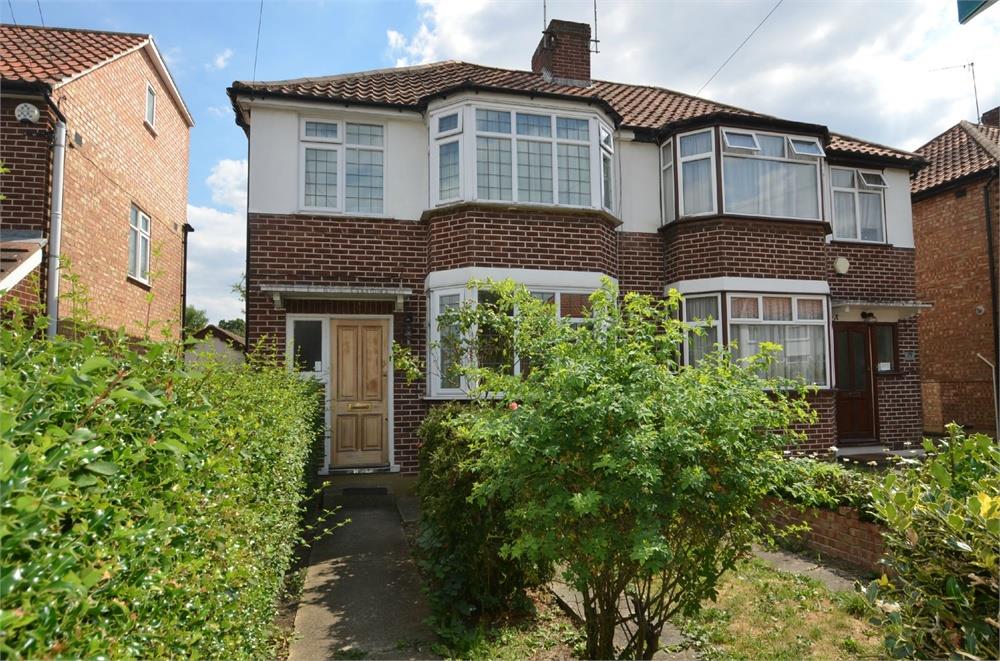 Oakhampton Road, Mill Hill